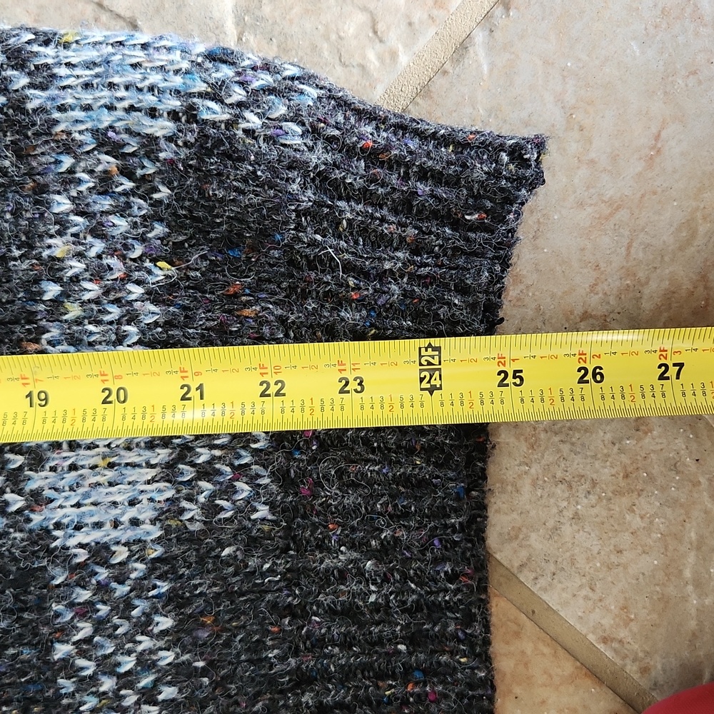 Plaid Crewneck Wool Blend Sweater Vintage Peter England - Picture 9 of 15